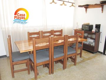 Casa con Piscina y Vista Al Mar de Venta en Playas, Vía a Data Km 1.5