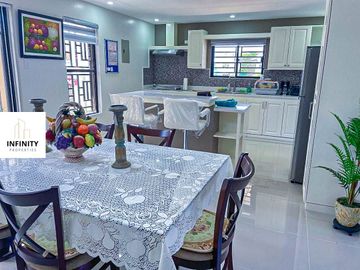 FOR SALE TAGAYTAY 5 BR