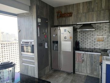For Sale: Eton Residences Greenbelt Penthouse 3-Bedroom Loft Industrial Condo in Legazpi st. Makati