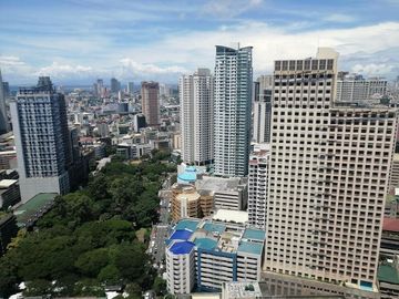 For Sale: Eton Residences Greenbelt Penthouse 3-Bedroom Loft Industrial Condo in Legazpi st. Makati