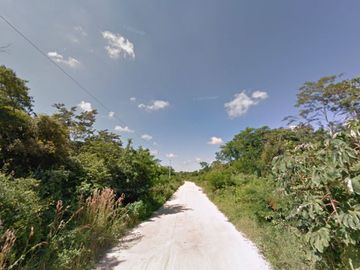 Terreno de 132,970 m2 sobre periférico, en venta Valladolid.