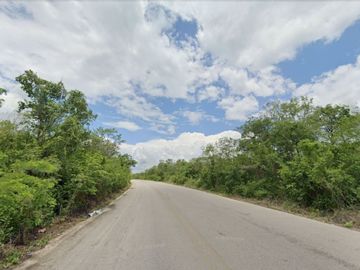 Terreno de 132,970 m2 sobre periférico, en venta Valladolid.