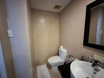 2 Bedroom Unit with Garden in BGC for SALE