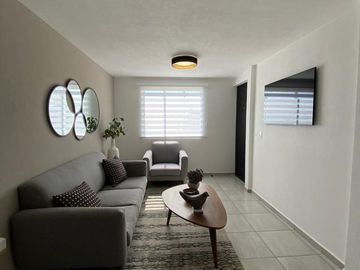 CASA EN VENTA EN CALIMAYA DENTRO DEL FRACCIONAMIENTO HACIENDA DE LAS FUENTES.