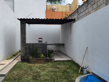 Casa en venta con alberca en Ahuatepec, Cuernavaca Morelos