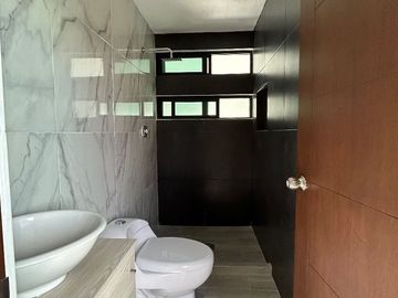 Casa en venta con alberca en Ahuatepec, Cuernavaca Morelos