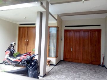 Rumah 2 Lantai Luas 210 di Kalpataru Sukarno Hatta Suhat Malang