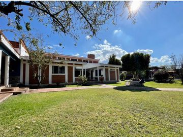 Casa en Venta con Alberca Tenextepec, Atlixco, Puebla