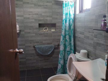 Good As Brand New 3 Br house in South Forbes