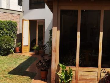 CASA DE 2 PISOS EN VENTA TACNA
