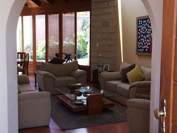 CASA DE 2 PISOS EN VENTA TACNA