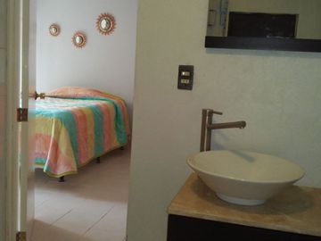 Casa en VENTA en el Lago de Tequesquitengo, Jojutla, Morelos.