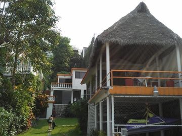 Casa en VENTA en el Lago de Tequesquitengo, Jojutla, Morelos.