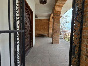 VENDO CASA PUERTO VALLARTA, COL. CENTRO