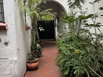 Casa en la Colonia Florida, venta, CDMX, Ciudad de México, a una cuadra de Insurgentes y Mixcoac