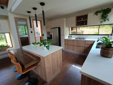 Beautiful One Level Home with Mountain Views Surrounded by Nature - Gated Community