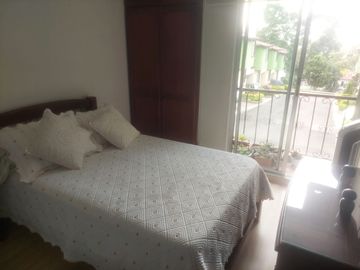 Casa parala venta. Avenida 19. Armenia Q.