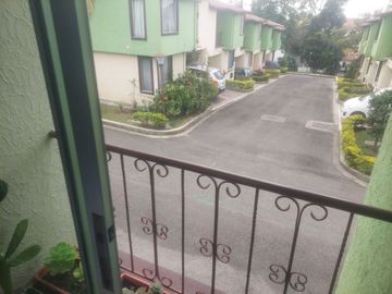 Casa parala venta. Avenida 19. Armenia Q.