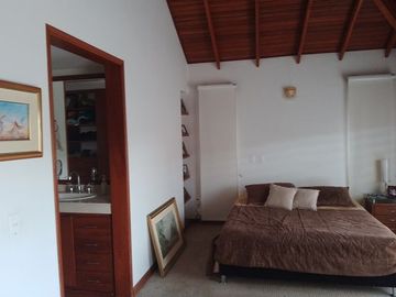 VENDO HERMOSA CASA CAMPESTRE