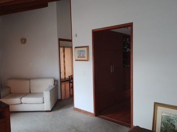 VENDO HERMOSA CASA CAMPESTRE