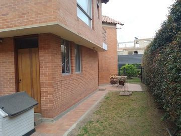 VENDO HERMOSA CASA CAMPESTRE