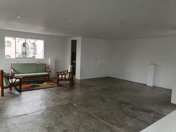 Venta Local Comercial/Duplex en Callao (210M² AC)