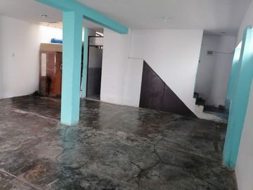 Venta Local Comercial/Duplex en Callao (210M² AC)