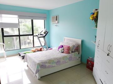 C115 - Venta Casa en Primeros Kms de Samborondón - 4 dormitorios - Piscina - Vendo