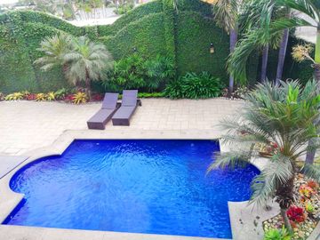 C115 - Venta Casa en Primeros Kms de Samborondón - 4 dormitorios - Piscina - Vendo
