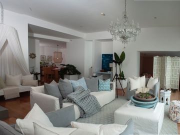 Penthouse Duplex con Techos Altos E Inmejorable Vista Al Mar