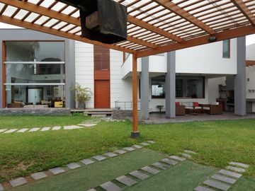 VENTA Casa Lagunas de la Molina 4 DORMITORIOS