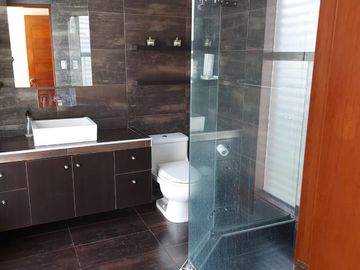 VENTA Casa Lagunas de la Molina 4 DORMITORIOS