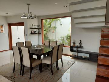 VENTA Casa Lagunas de la Molina 4 DORMITORIOS