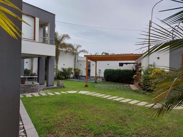VENTA Casa Lagunas de la Molina 4 DORMITORIOS