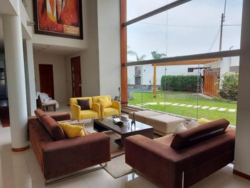 VENTA Casa Lagunas de la Molina 4 DORMITORIOS