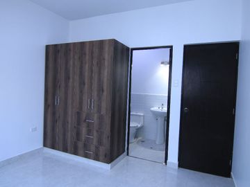 LINDA  CASA EN VENTA URB. MIRAFLORES COUNTRY CLUB-CASTILLA-PIURA