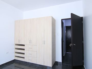 LINDA  CASA EN VENTA URB. MIRAFLORES COUNTRY CLUB-CASTILLA-PIURA