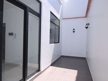 LINDA  CASA EN VENTA URB. MIRAFLORES COUNTRY CLUB-CASTILLA-PIURA