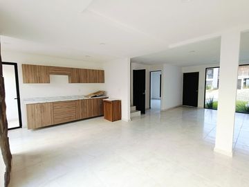 Casa nueva al sur de Pachuca con 3 espaciosas habitaciones más 1 estudio cerca tuzobus Matilde y plaza comercial Explanada Pachuca