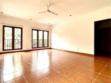 RUMAH at Jl KEMANG TIMUR, JAKSEL