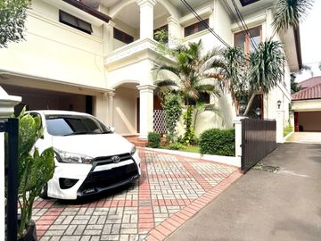 RUMAH at Jl KEMANG TIMUR, JAKSEL
