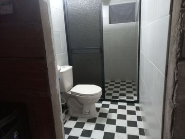VENDO CASA FINCA BARATA POR SER CON COMPRAVENTA EN BARBOSA ANTIOQUIA.