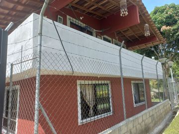 VENDO CASA FINCA BARATA POR SER CON COMPRAVENTA EN BARBOSA ANTIOQUIA.