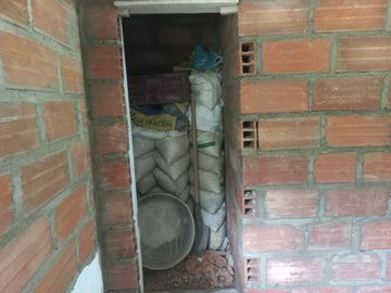 VENDO CASA FINCA BARATA POR SER CON COMPRAVENTA EN BARBOSA ANTIOQUIA.