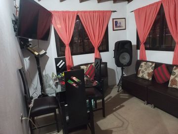 VENDO CASA FINCA BARATA POR SER CON COMPRAVENTA EN BARBOSA ANTIOQUIA.