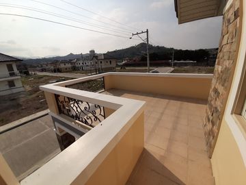 4 Bedroom Elsa Model in Tierra Verde Subic Along the Highway