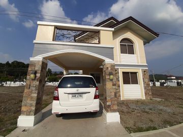 4 Bedroom Elsa Model in Tierra Verde Subic Along the Highway