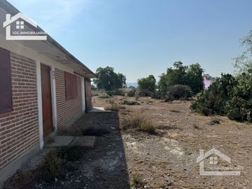 TERRENO EN PACHUQUILLA SOBRE AVENIDA HIDALGO, EXCELENTE UBICACIÓN.
