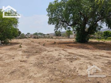 TERRENO EN PACHUQUILLA SOBRE AVENIDA HIDALGO, EXCELENTE UBICACIÓN.