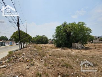 TERRENO EN PACHUQUILLA SOBRE AVENIDA HIDALGO, EXCELENTE UBICACIÓN.